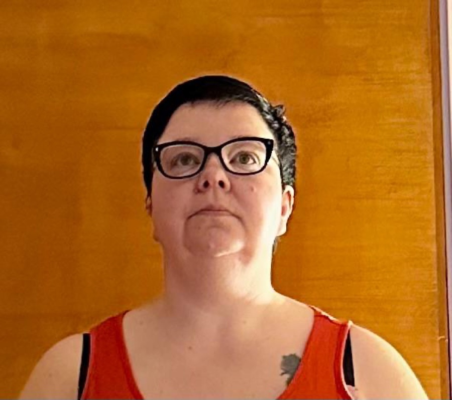 Sirpa edestä kuvattuna lähtötilanteessa.